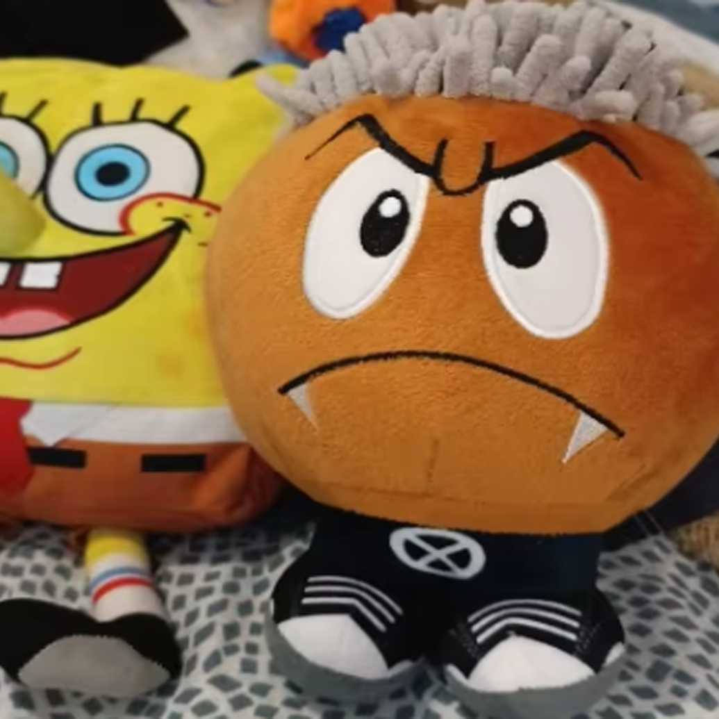 "NEW KEN CARSON GOOMBA" PLUSHIE