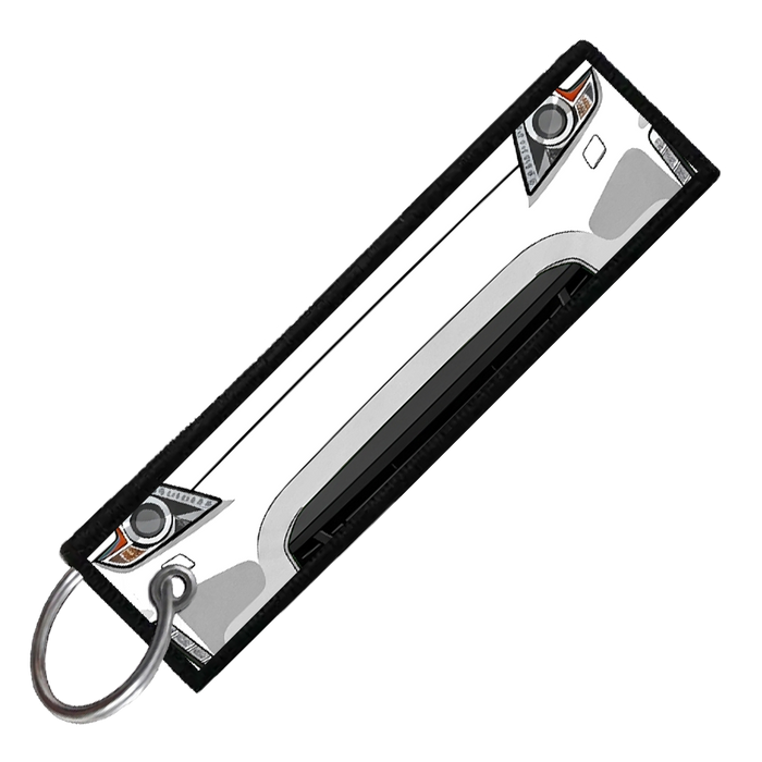 "WHITE 370Z PORTRAIT" CUSTOM KEY TAG